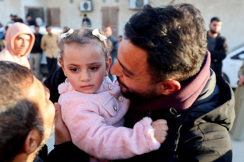 Herkesi ağlatan kavuşma: Bebekler yıllar sonra aileleriyle ilk kez tanıştı - Resim: 9