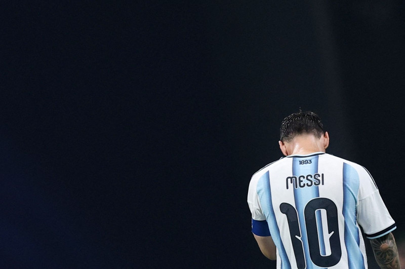 Maç bitti, Messi ağladı: Rekor kırdığı gecede arkadaşları teselli etti! - Resim: 7