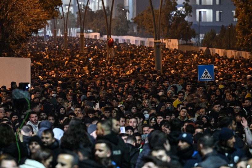 6 Şubat felaketinin ikinci yıl dönümü: Aileler geceyi mezarlıklarda geçirdi - Resim: 4