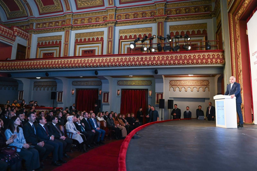 Kültür ve Turizm Bakanı Ersoy, '100+2 Süreli Müze Sergileri Projesi'nin açılışında konuştu - Resim : 1