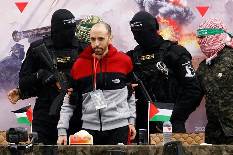 Hamas son canlı rehineleri de İsrail'e verdi - Resim: 8