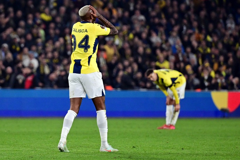 Rangers Fenerbahçe'yi evinde yıktı: Kadıköy'de hayal kırıklığı - Resim : 1