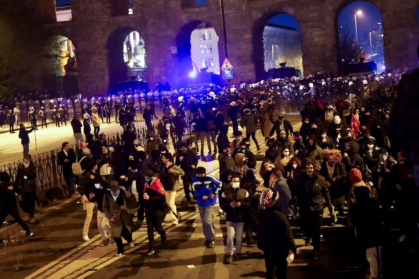 Dünya İmamoğlu eylemlerini böyle gördü - Resim: 8