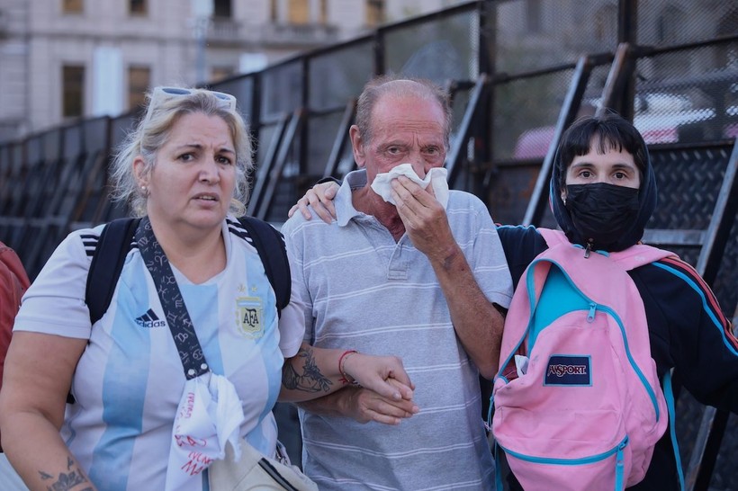 Emekliler sokağa indi, polisten sert müdahale geldi - Resim: 1