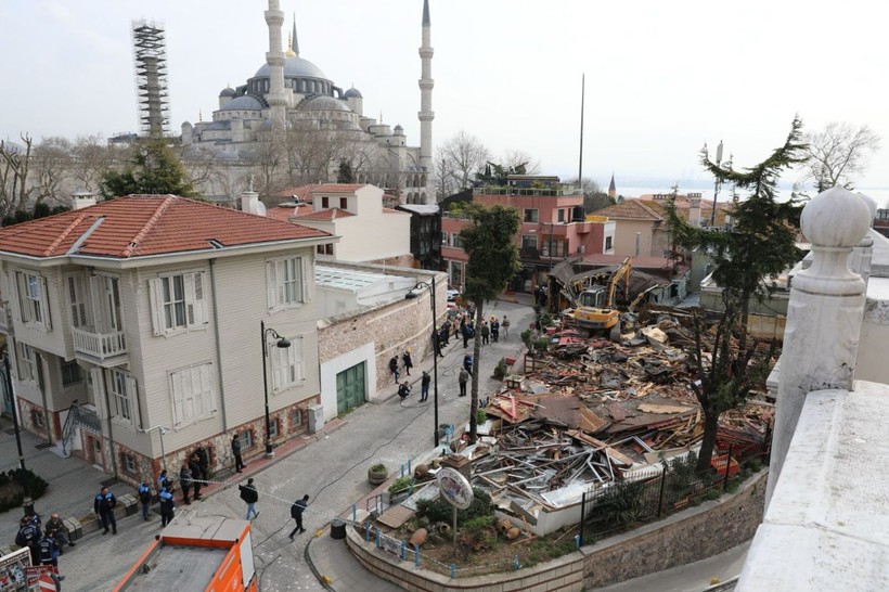 Aşevi değil restorandı: İBB kaçak yapıyı yıktı - Resim: 13