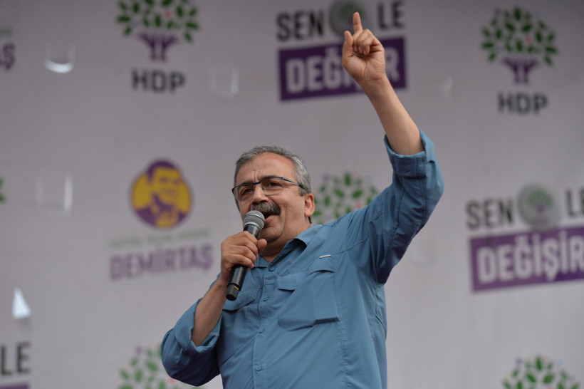 Sırrı Süreyya Önder hayatını kaybetti - Resim : 2