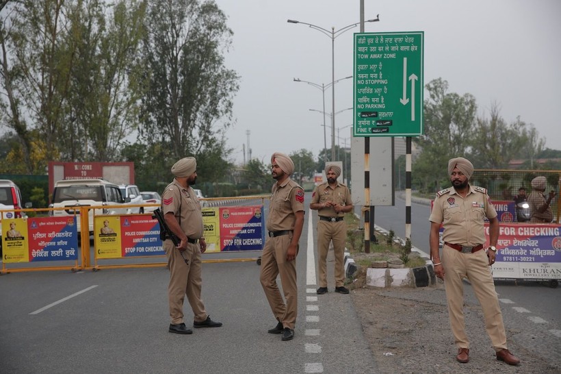 Hindistan-Pakistan çatışması: Yıkım böyle görüntülendi - Resim: 7
