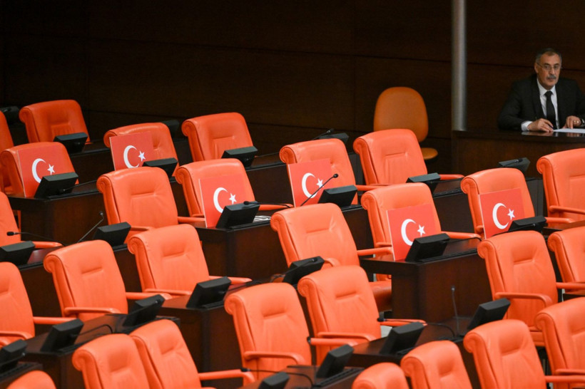 Meclis'te Lozan tepkisi - Resim: 7