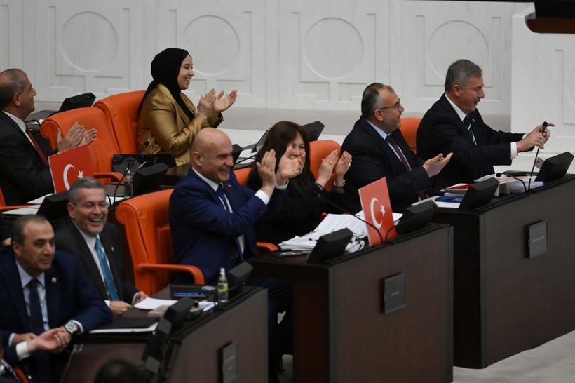 Muhalefetten AKP’ye 'önerge' golü - Resim: 1