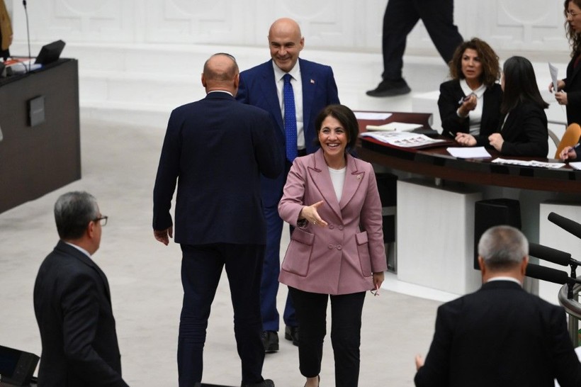 Muhalefetten AKP’ye 'önerge' golü - Resim: 7