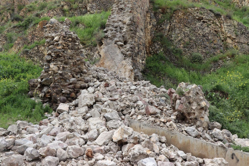 Oltu Kalesi yıkılma tehlikesiyle karşı karşıya - Resim: 7