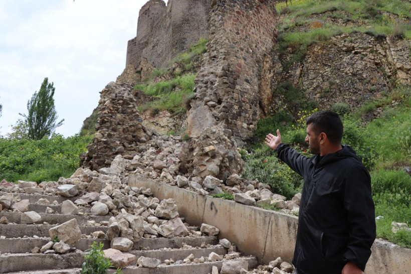 Oltu Kalesi yıkılma tehlikesiyle karşı karşıya - Resim: 6