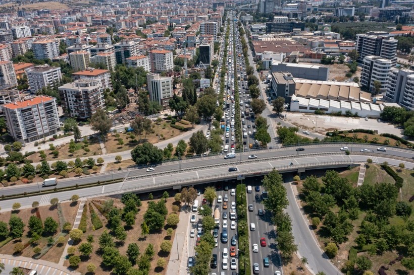 İzmir'de işçiler yollara döküldü - Resim: 15