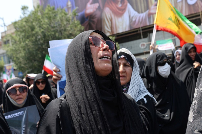 İsrail'in saldırısı sonrasında halk sokağa döküldü - Resim: 5