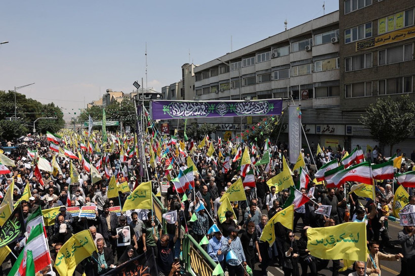 İsrail'in saldırısı sonrasında halk sokağa döküldü - Resim: 6