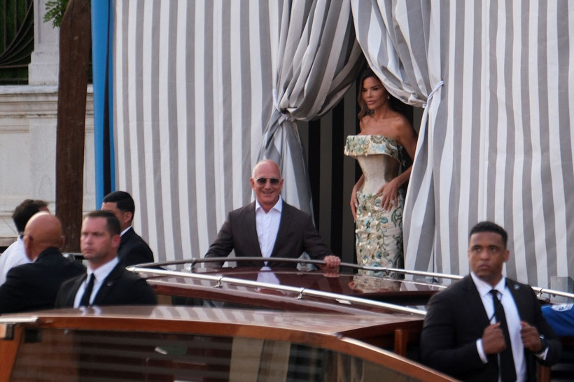 "Yüzyılın düğünü" başladı: Yıldızlar Jeff Bezos- Lauren Sanchez'in gala yemeğine gitti - Resim: 5