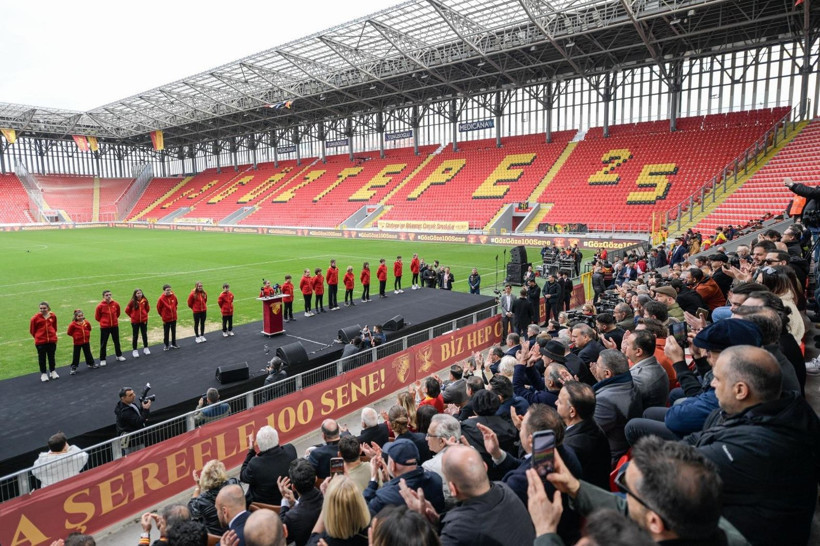 Süper Lig’de sezon 17 statta başlıyor: İşte en büyük ve en küçük statlar - Resim: 18