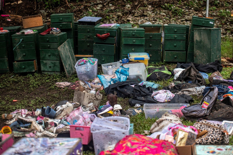ABD, sel felaketinin yasını tutuyor... Kayıplar için umutlar azaldı - Resim: 5