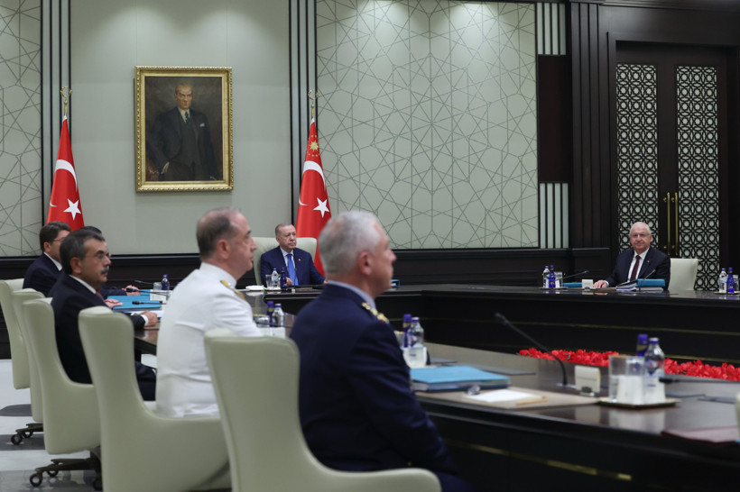 Erdoğan, YAŞ üyeleriyle Anıtkabir'de: Tarihi adımlar atıyoruz - Resim : 1