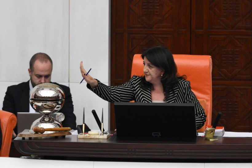 Meclis'te 'ulak' gerilimi - Resim: 13