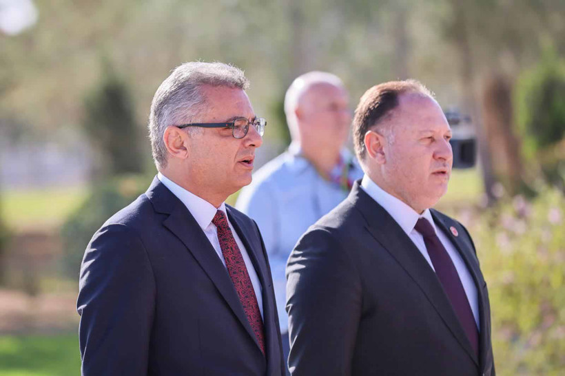 Tufan Erhürman yemin ederek görevine başladı - Resim : 1