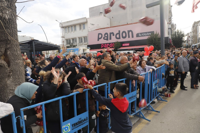 Kurtuluş gününde kek izdihamı - Resim: 2