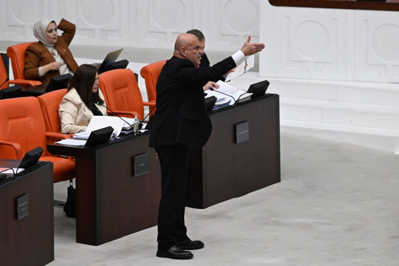 Skandalın belgesini gösterdi, AKP mahkemeyi işaret etti: Yargıya gidin, yüzleşin - Resim: 1