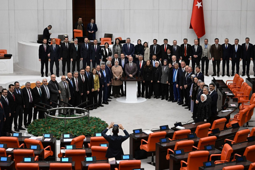 AKP'li isim 'rekor bende' dedi, kahkahayı patlattı - Resim: 3