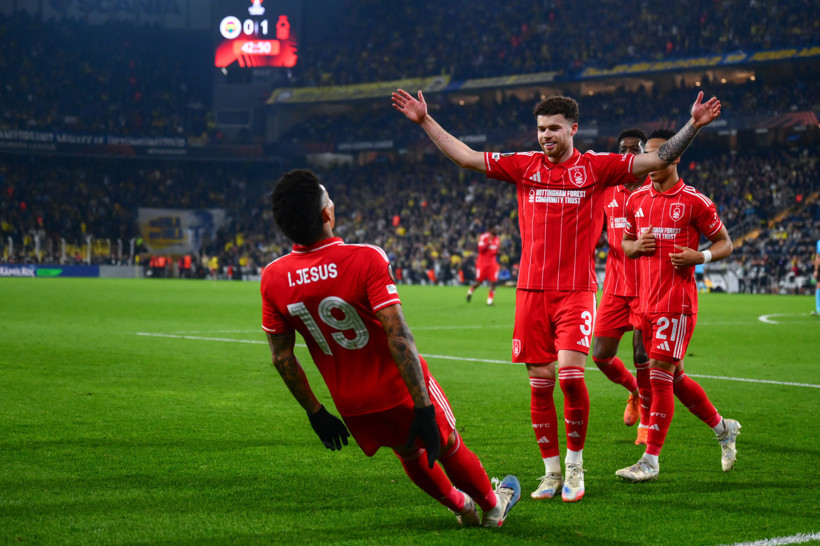 Fenerbahçe, Nottingham Forest'a direnemedi! Turu zora soktu: 0-3 - Resim : 1