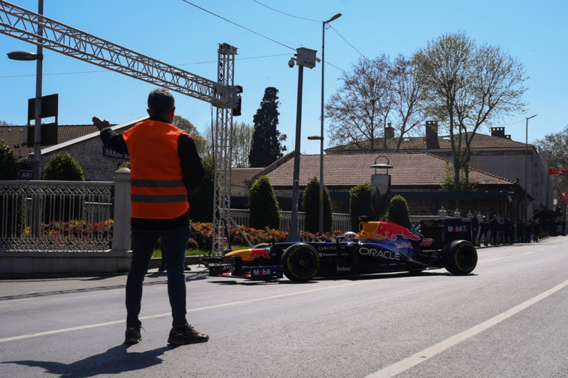 İstanbul sokaklarında 6 yıl sonra Formula 1 sesleri yankılandı - Resim: 4