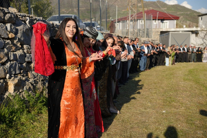 Kadınlar, aşiret yasağını dinlemedi - Resim: 1
