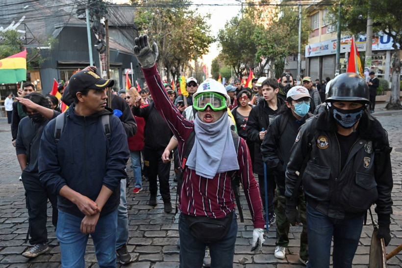 Akaryakıt krizi ülkeyi karıştırdı, başkent savaş alanına döndü - Resim: 7