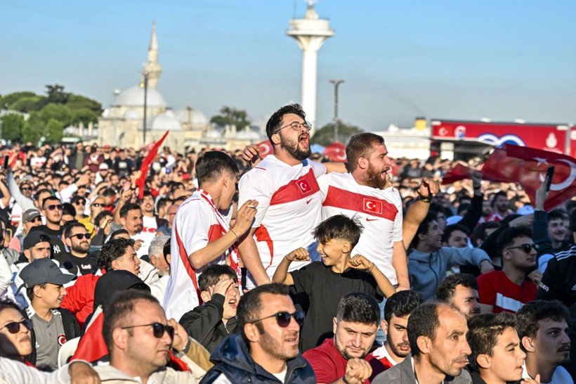 Dünya Kupası heyecanı meydanlara taştı: Hevesler kursakta kaldı - Resim: 10