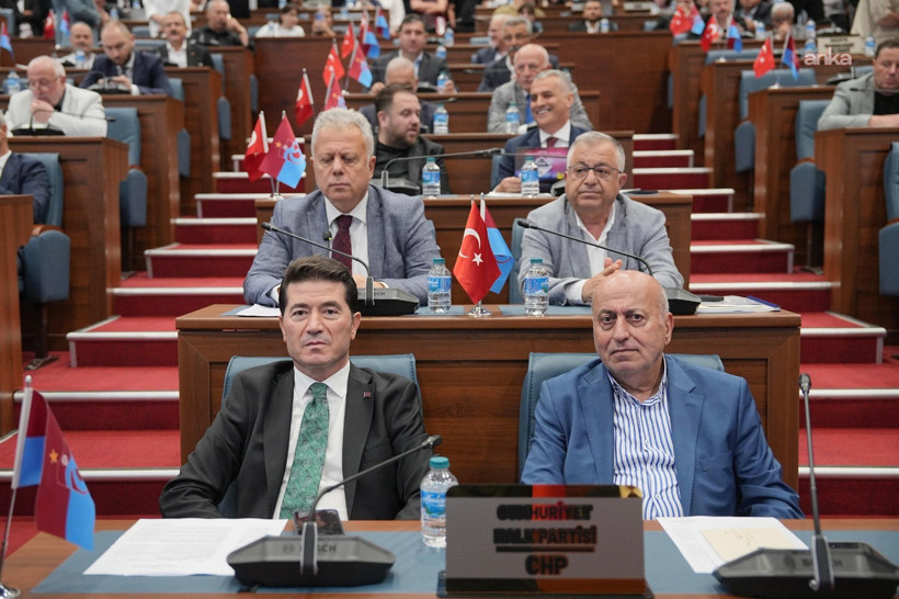 Büyükşehir belediye meclisinde kriz! CHP grubu toplantıyı terk etti - Resim : 1