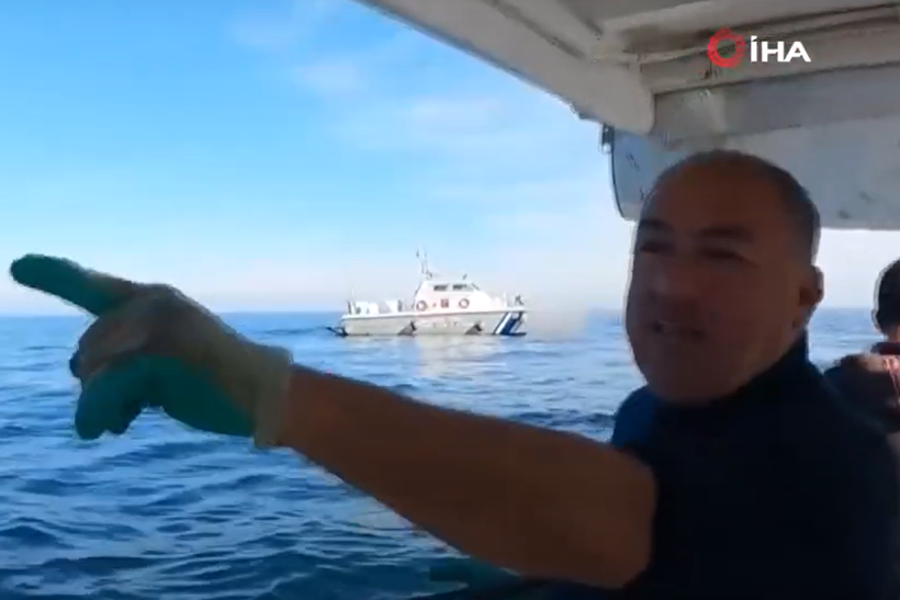 Yunanlılara kafa tutan Türk balıkçı Ege'de 1 tonluk dev yakaladı - Resim : 1