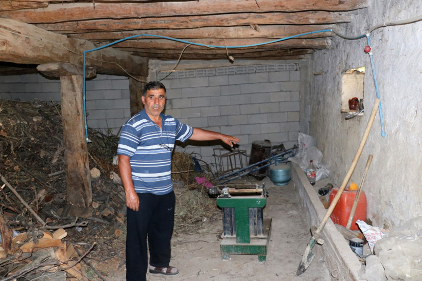 2 bin yıllık mozaiğin kalan parçası Sivas'ta ahırdan çıkarılmayı bekliyor - Resim : 1