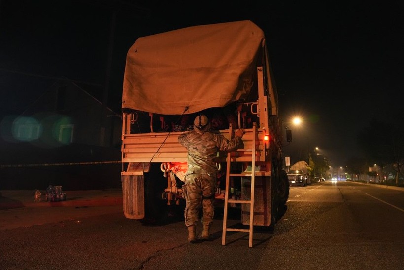 Yangın dehşeti devam ediyor: Los Angeles’ta sokağa çıkma yasağı - Resim: 2