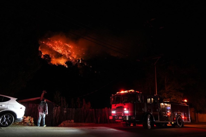 Yangın dehşeti devam ediyor: Los Angeles’ta sokağa çıkma yasağı - Resim: 5