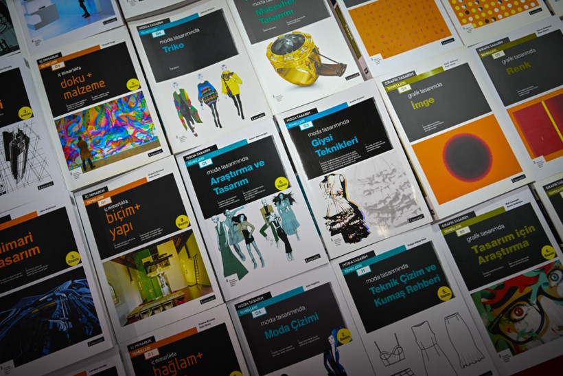 Türkiye'de bağımsız yayıncılar 2024'te 413 milyon 860 bin kitap üretti - Resim : 1