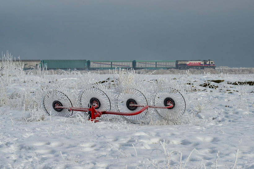 Kışın en güzel yüzü: TCDD treninin karla kaplı yolculuğu - Resim: 7