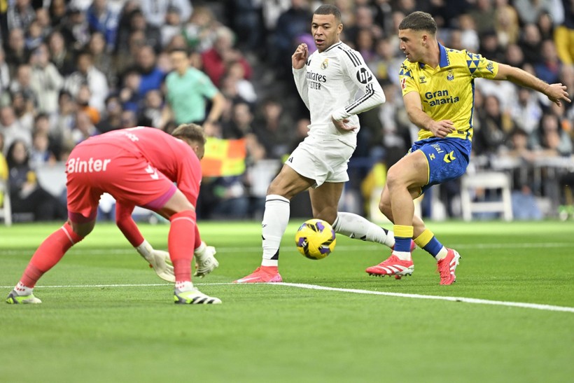 Real Madrid, Las Palmas karşısında akıl tutulması yaşadı: 2 dakikalık kâbus - Resim : 1