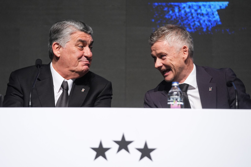 Solskjaer imzayı attı, 'Bu bir işaret' dedi! Serdal Adalı maaşını açıkladı - Resim : 4