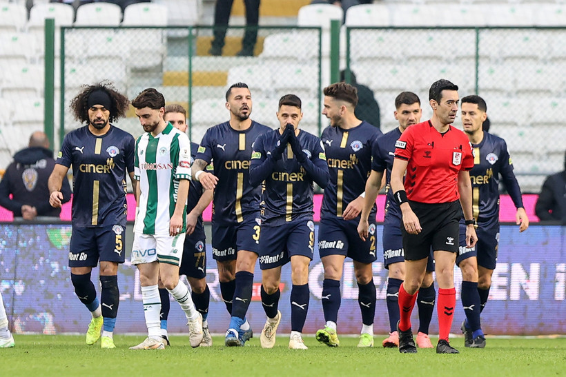 Konyaspor üç kez öne geçti, Kasımpaşa üç kez yakaladı: Müthiş maç! - Resim : 2
