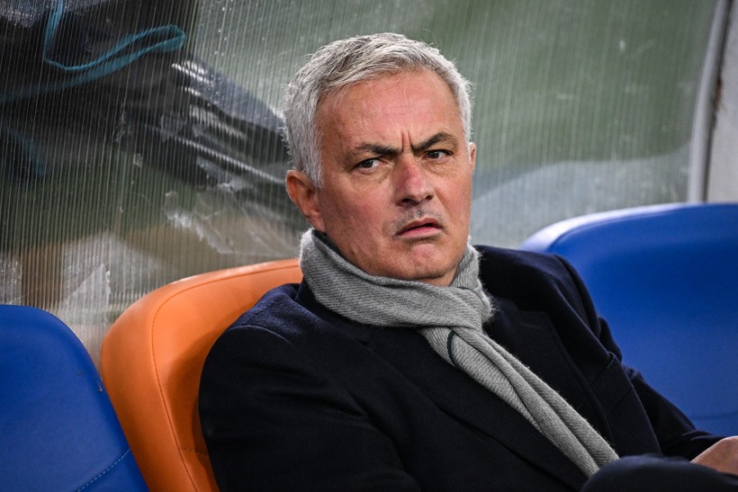 Jose Mourinho'dan sitemli sözler: 'Futbolu burada öğreniyorum, hoca olmaya çalışıyorum!' - Resim : 1