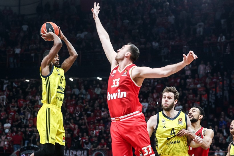 Fenerbahçe, Euroleague lideri Olympiakos'u deplasmanda darmaduman etti! - Resim : 3