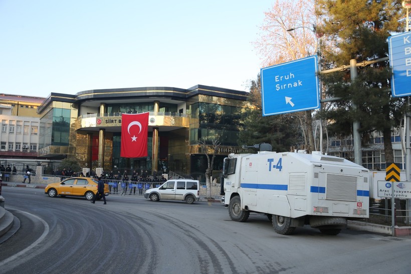 Siirt Belediyesi'ne kayyum atandı - Resim : 2