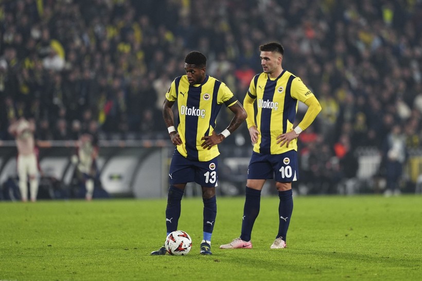 Fenerbahçe, Avrupa'da tamam ya da devam maçına çıkıyor - Resim : 1