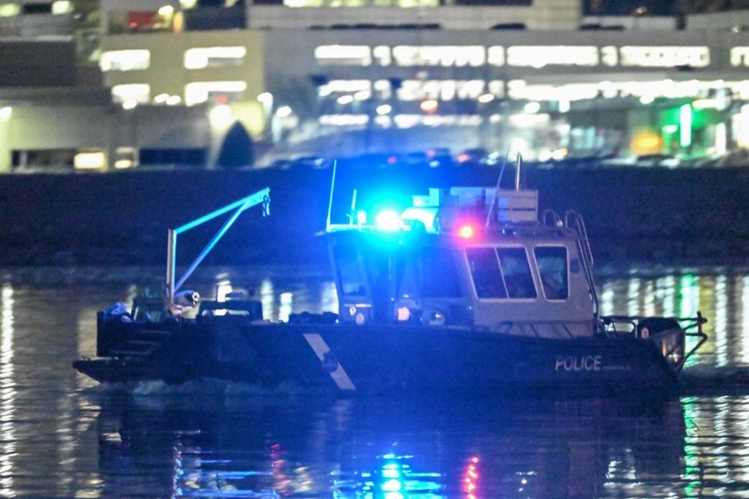 ABD'deki uçak kazasında umutlar tükendi: Yetkililer kurtulan olduğunu düşünmüyor - Resim: 13