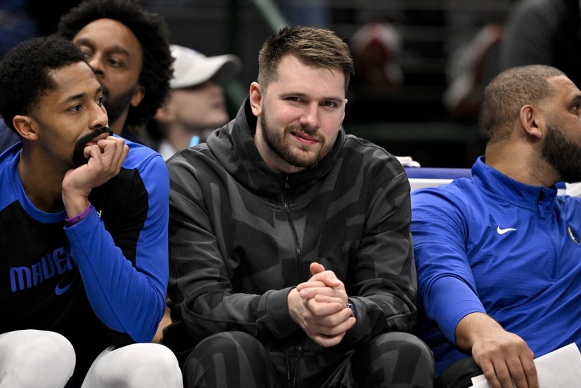 Kyrie Irving, tarihi takas sonrası ipleri kopardı: Doncic yoksa beni de gönderin - Resim : 1