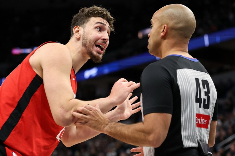 Alperen Şengün'ün double-double'ı yetmedi: Houston, Minnesota'ya boyun eğdi - Resim : 1